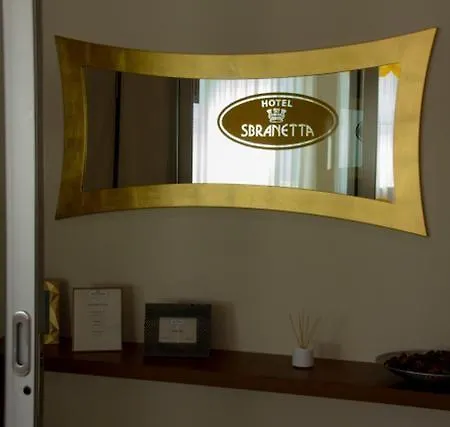 Hotel Ristorante Sbranetta 3*